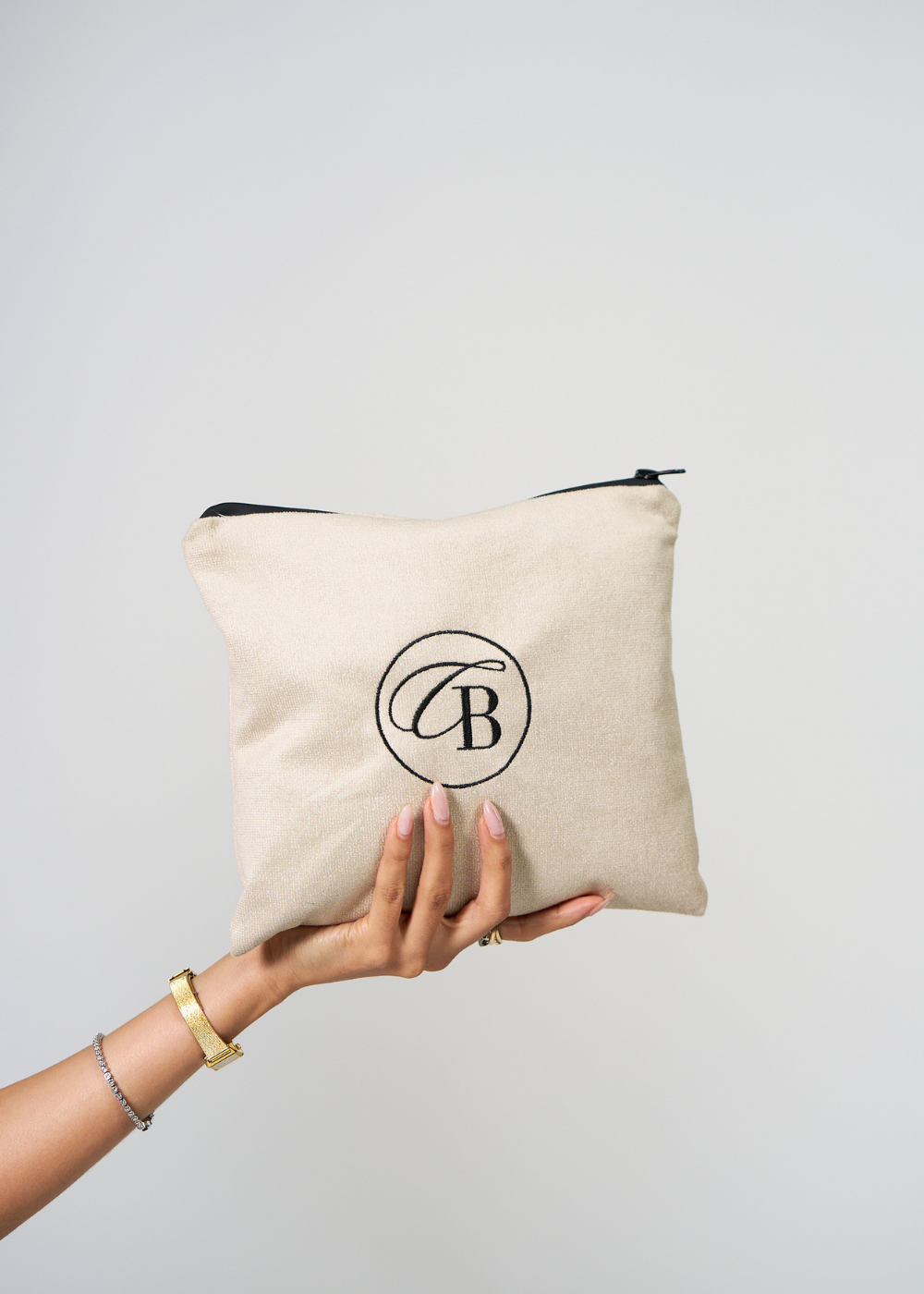 BEACH POUCH